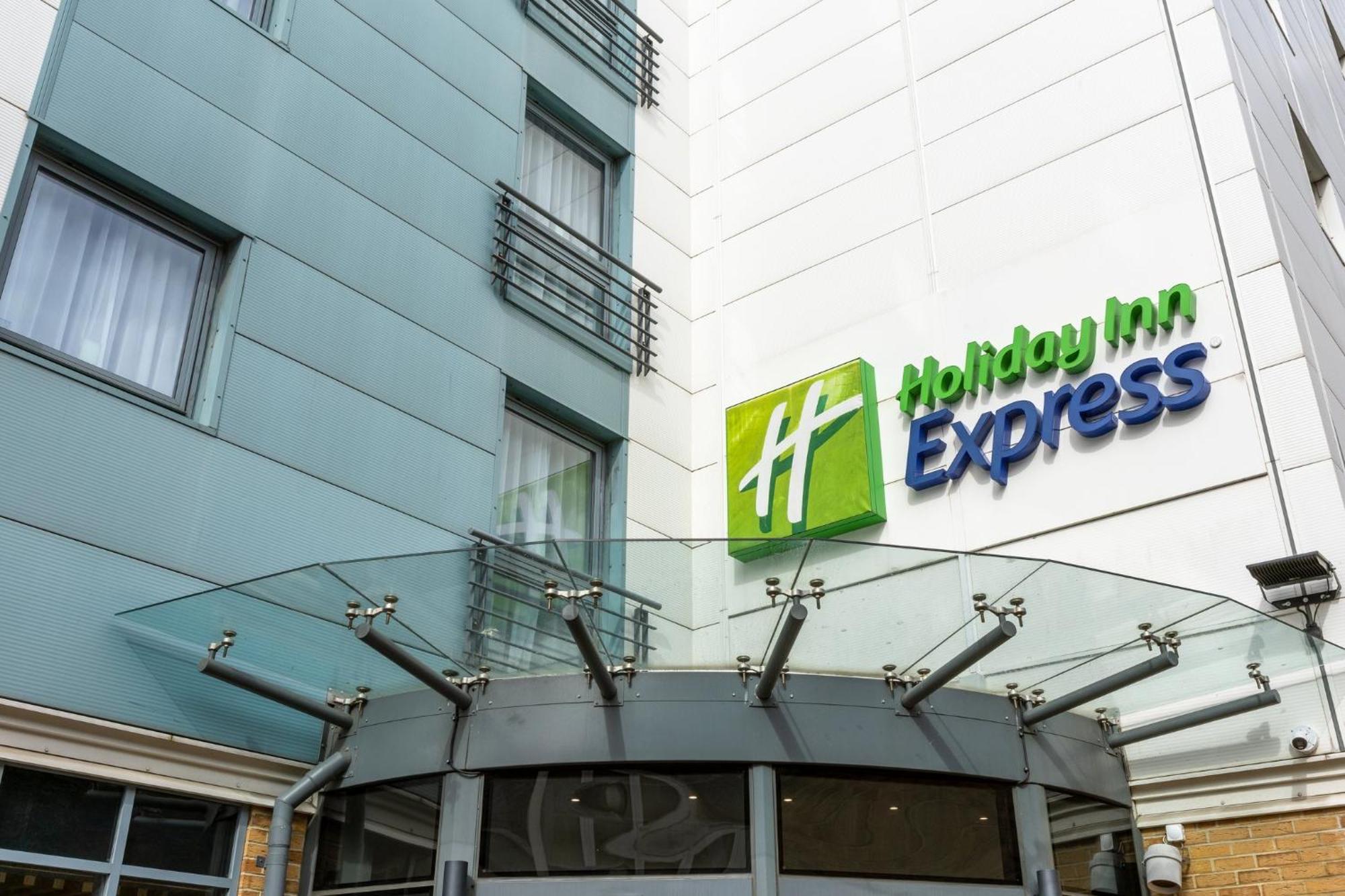 Holiday Inn Express London Croydon, An Ihg Hotel Exterior foto